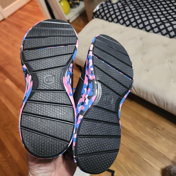 Timberland Kids Black and Blue Sneakers with Pink Accents - Picture 8 of 8